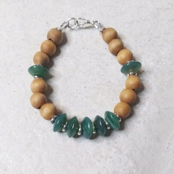 🍂🍁🍃 3/$25!  Green Agate & Sandalwood Beaded Bracelet 6" Wrists - Boho - Picture 1 of 9